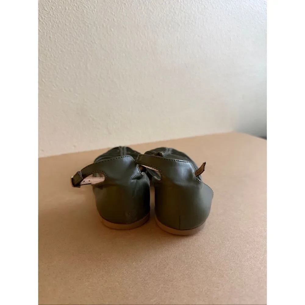 Old Navy Caged flat sandals low heels Ancle Strap SZ 2